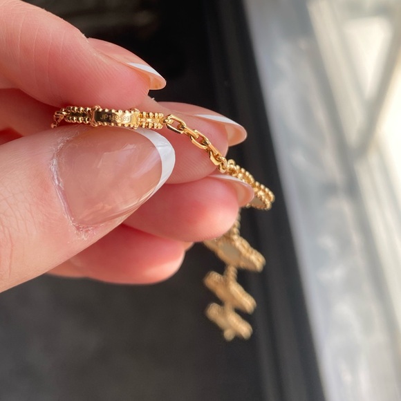 Van Cleef & Arpels Mother of Pearl Alhambra Bracelet - Picture 15 of 15